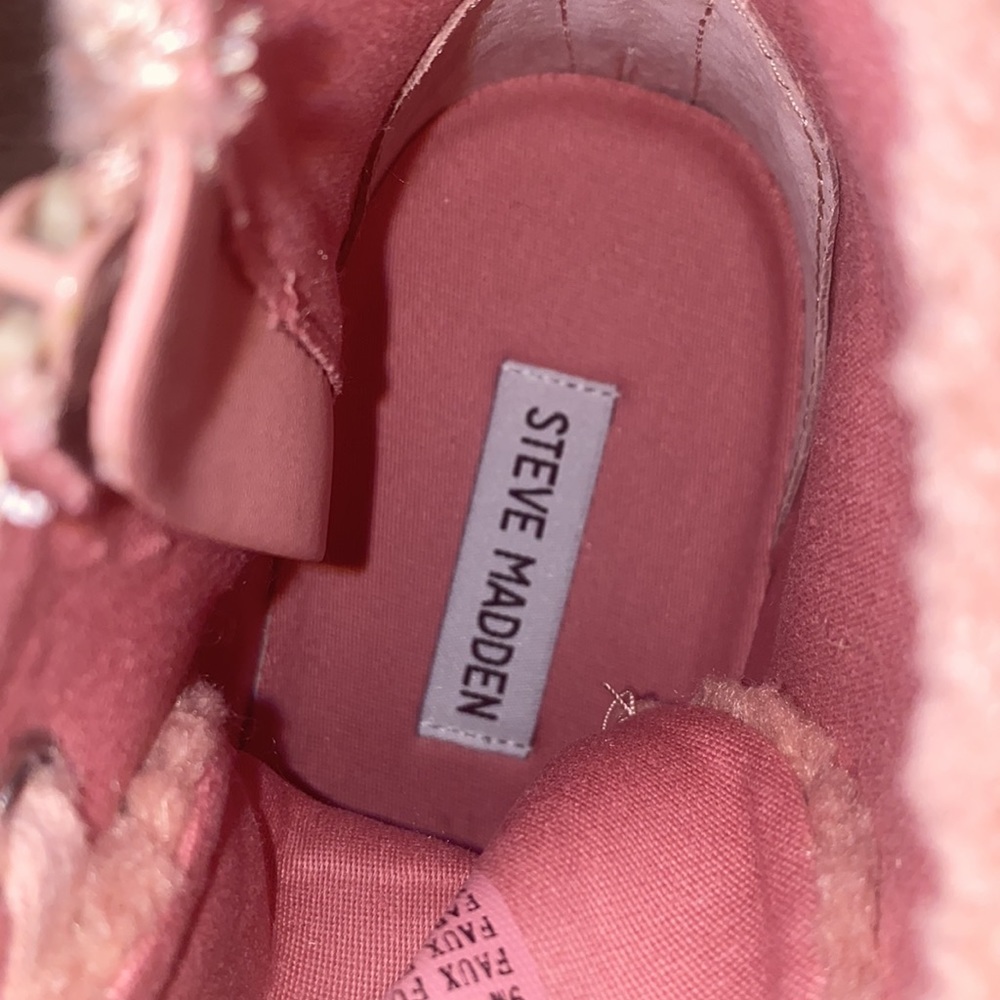 New without box faux shearling platform sneaker 9 - Picture 9 of 9